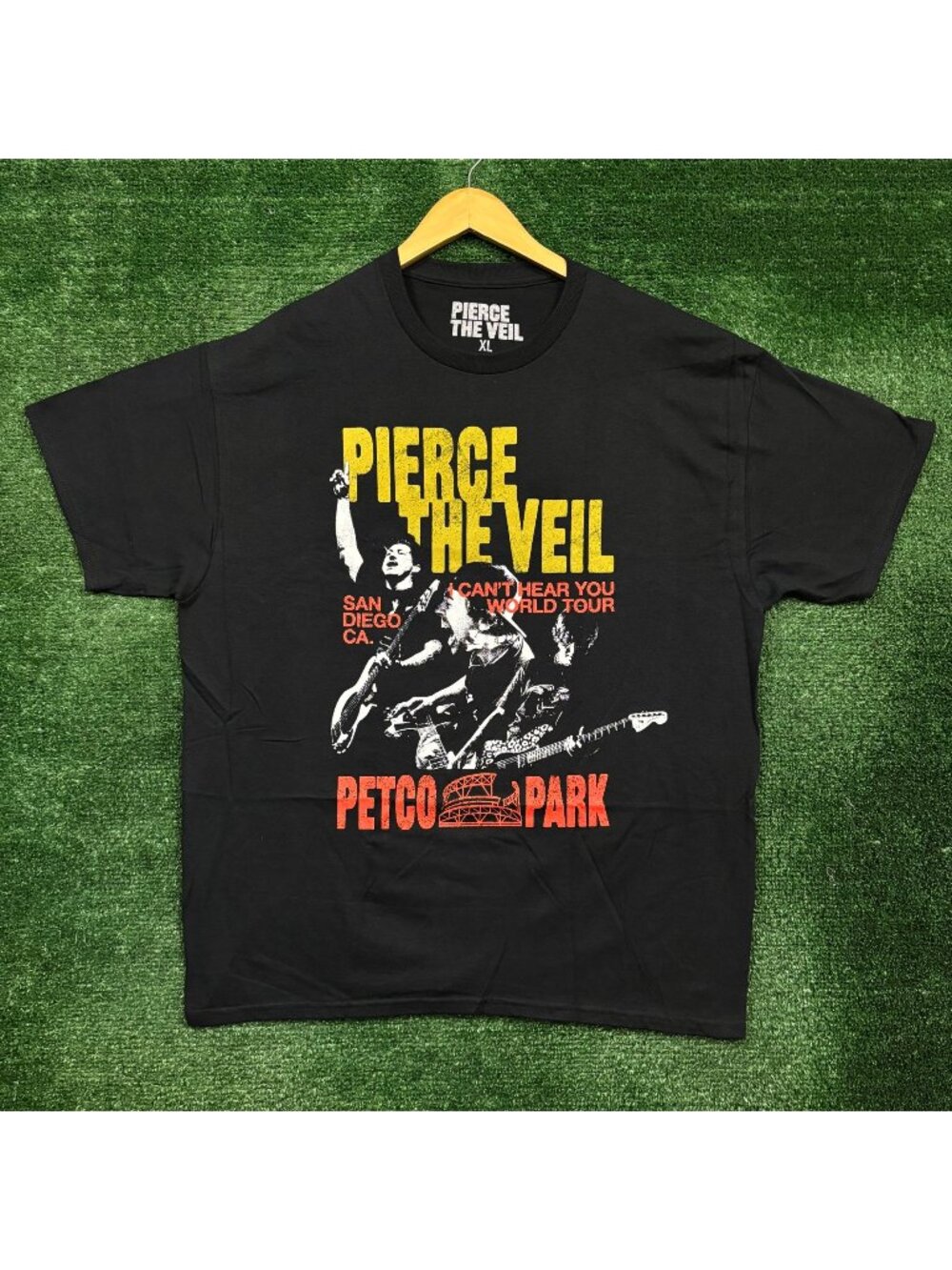 Pierce the Veil The Homecoming I Can't Hear You Tour Rock Band T-Shirt Size Extr